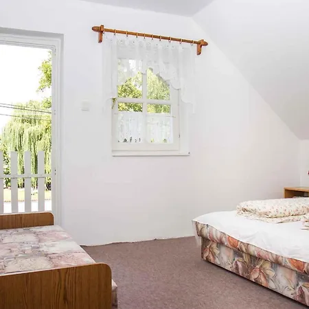 In 35399 Feriehus Balatonmáriafürdő