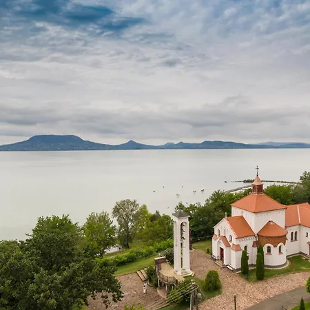 In 35399 * Balatonmáriafürdő